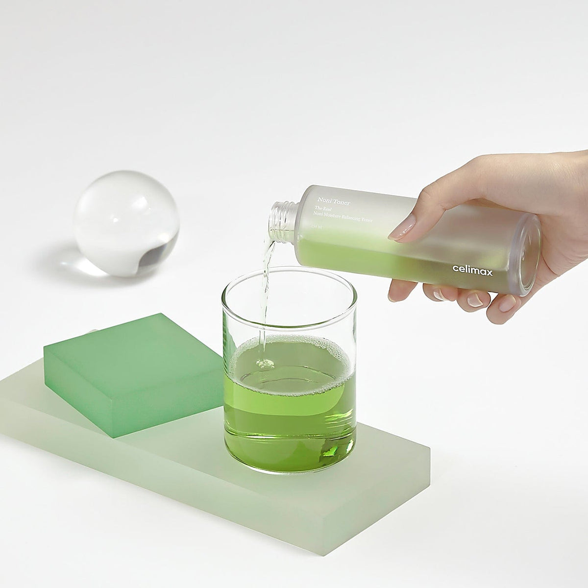 celimax - The Real Noni Moisture Balancing Toner